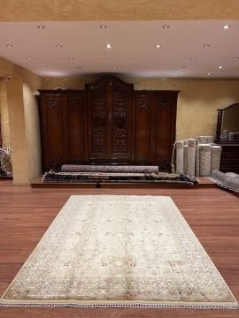 Desenleri İpek El Dokuma Halı