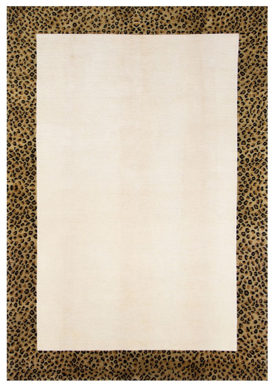 Kenarı Leopar Deseni Yün Halı