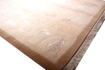 Desenleri İpek El Dokuma Halı