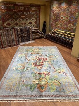 Gri Renk Karabağ Kilimi Desenli El Halısı