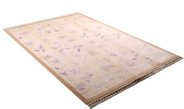 Lila Çiçek Desenli Salon Halısı