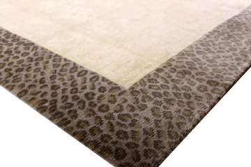 Leopar Desenli Eskitme El Halısı