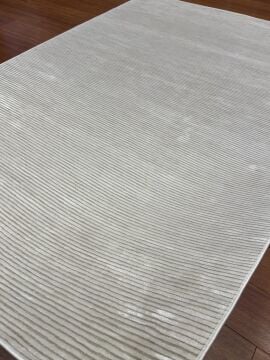 Düz Desensiz Beyaz Halı