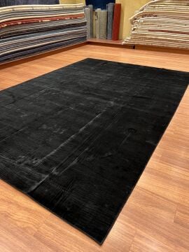 Siyah Antrasit Kendinden Desenli Viskon Halı