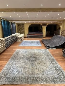 Madalyon Desenli İran Vintage Halı