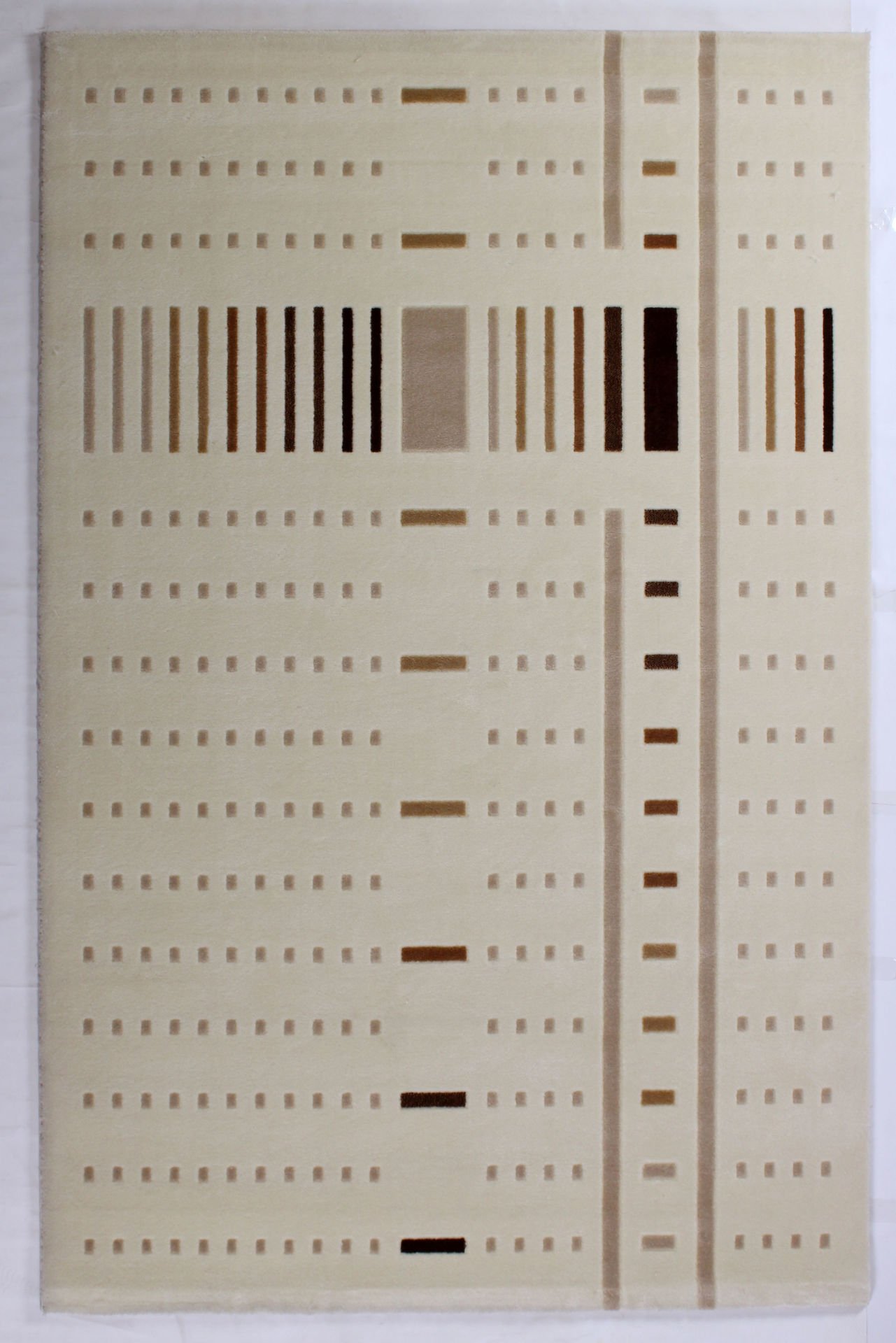 Modern Patterned Cream Colored Carpet