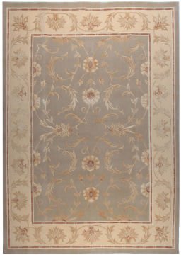 Ortası Koyu Renk İpek Desenli HalıTibet