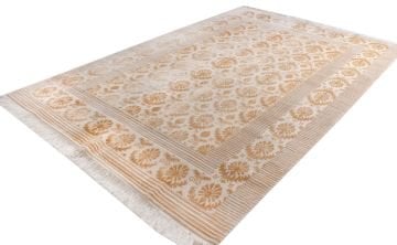 Patterns Pure Silk Hand Woven Carpet