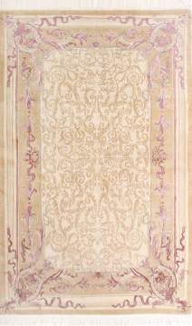 İpek Desenli El Dokuma Halı