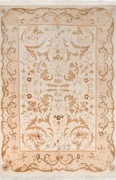 Light Color Silk Uşak Living Room Hand Carpet 1.70 x 2.34 = 3.98m²