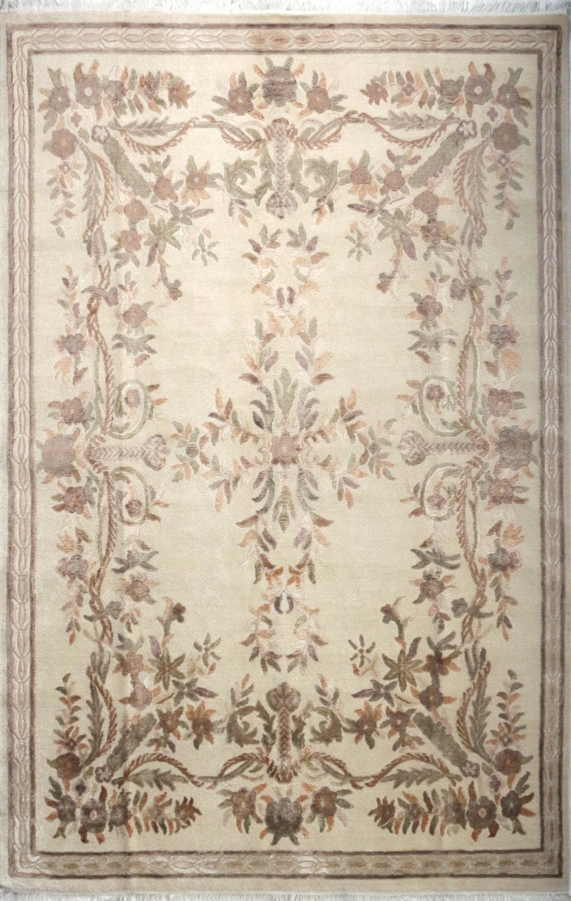 Desenleri İpek Klasik El Halısı