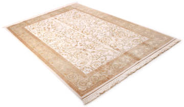 Sıkı Dokuma İpekli  El Halısı