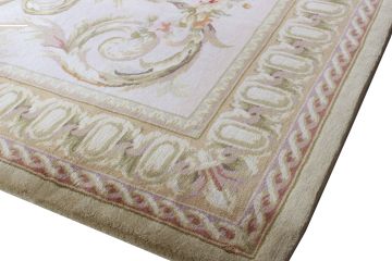Versailles Patterned Hand Woven Carpet