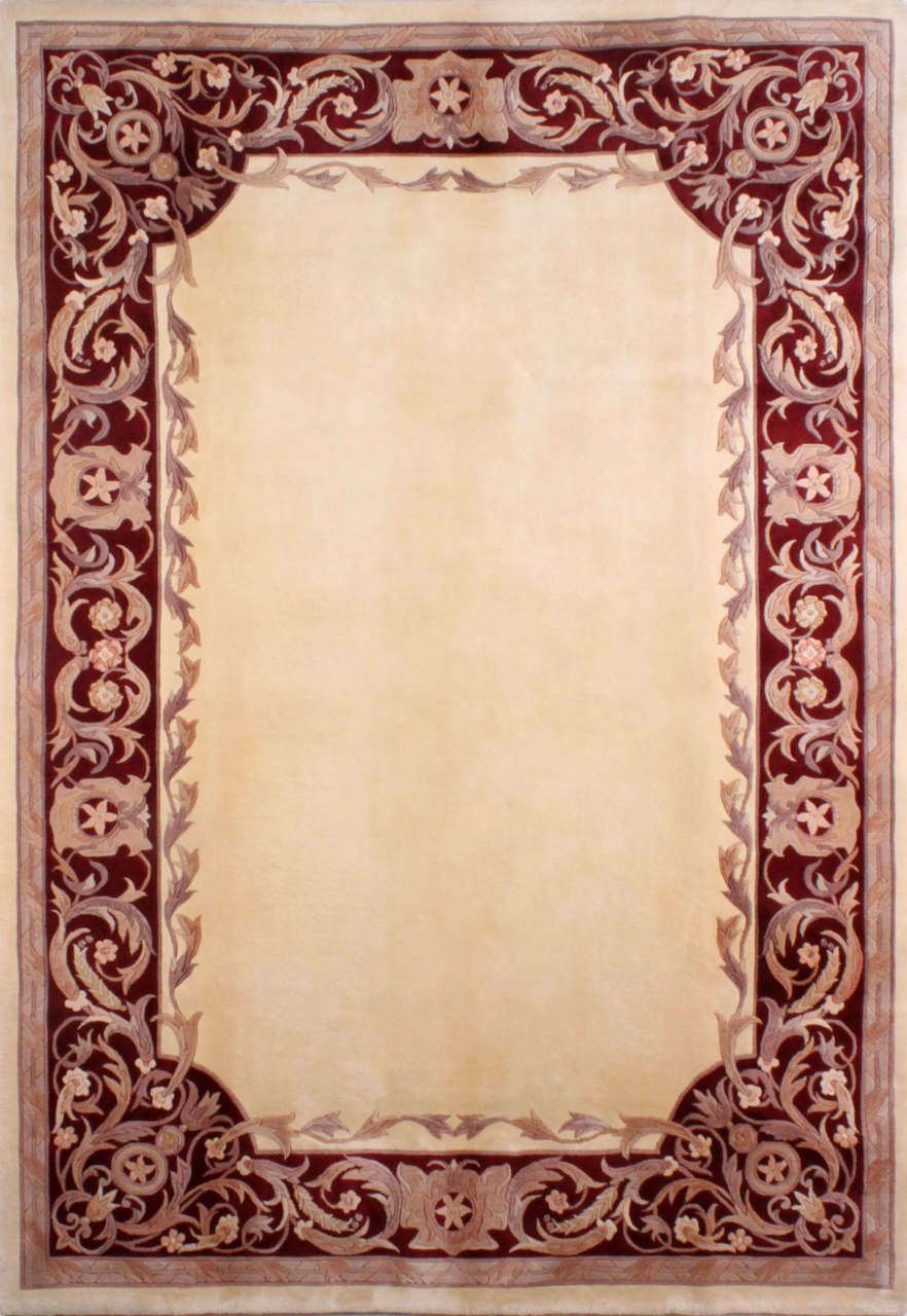 Ortası Desensiz Yün Salon Halısı