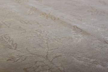 İnce Dokuma Yaprak Desenli El Halısı