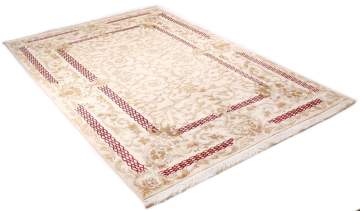 Klasik Desenli El Halısı