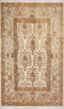 Klasik İri Desenli El Halısı