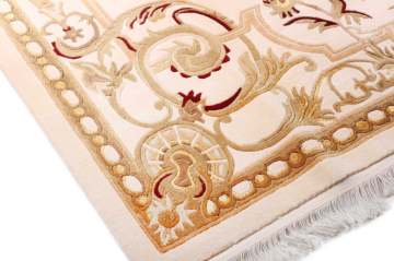 İpek Desenli El Dokuması Halı