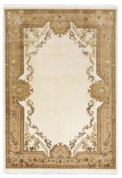 İpekli El Dokuması Halı