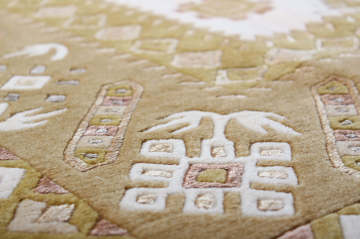 İnce Dokuma Klasik Desenli El Halısı