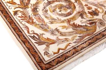 Desenleri İpek Klasik El Halısı