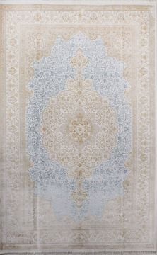 Madalyon Desenli Halı