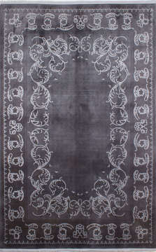 İpekli Klasik Halı