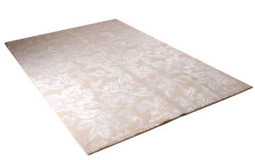 Krem Beyaz Çiçekli El Halısı