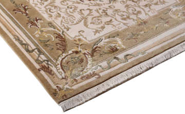 İpek Desenli Bej Salon Halısı