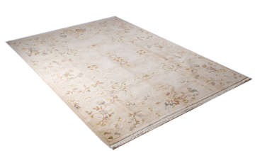 Neo Klasik Motifli Yün El Halısı