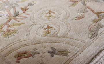 Neo Klasik Motifli Yün El Halısı