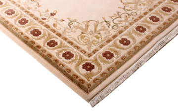 Ortası Düz Kenarı Çiçek Desenli Halı