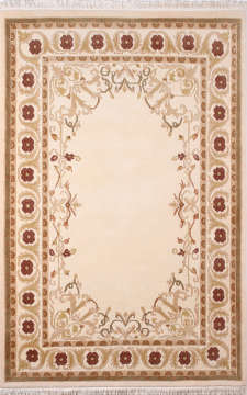 Ortası Düz Kenarı Çiçek Desenli Halı