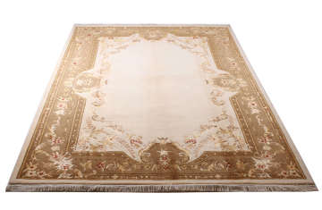 Desenleri İpek Kahverengi Kenarlı Halı