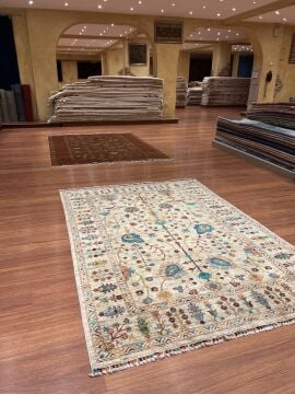 Uşak Motifli El Halısı