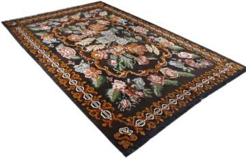 Siyah Karabağ Kilimi