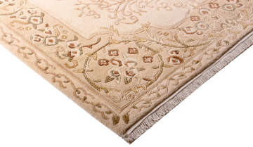 Desenleri İpekli El Halısı