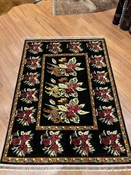 Çiçek Moitfli El halısı