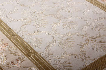 İpek Desenli El Halısı