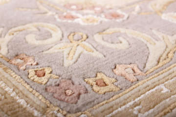 Kenar Bordürü Gri Zeminli İpek Desenli Halı 0.80 x 1.50