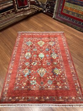 Kırmızı Renk Çiçekli Sultani Halısı