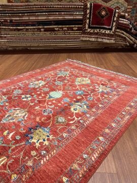 Kırmızı Renk Çiçekli Sultani Halısı